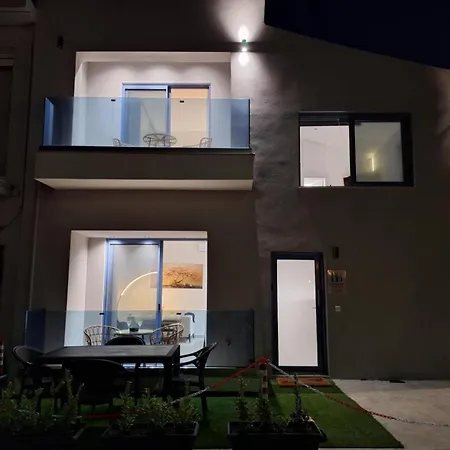 Blue Balcony - Boutique Beachfront With Private Parking Spot * Chania (Crete)