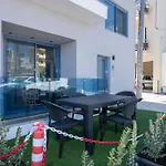 Blue Balcony - Boutique Beachfront With Private Parking Spot Chania (Crete)