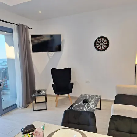 Blue Balcony - Boutique Beachfront With Private Parking Spot Near Chania Old Harbor *