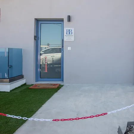 Blue Balcony - Boutique Beachfront With Private Parking Spot Villa *