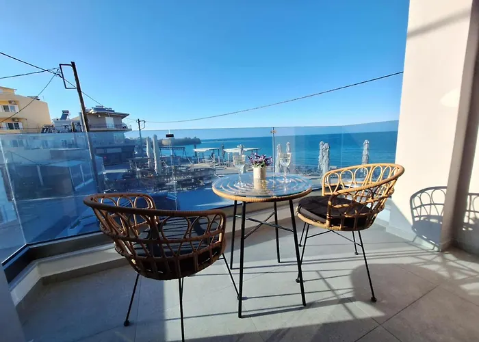 Villa Blue Balcony - Boutique Beachfront With Private Parking Spot La Canea