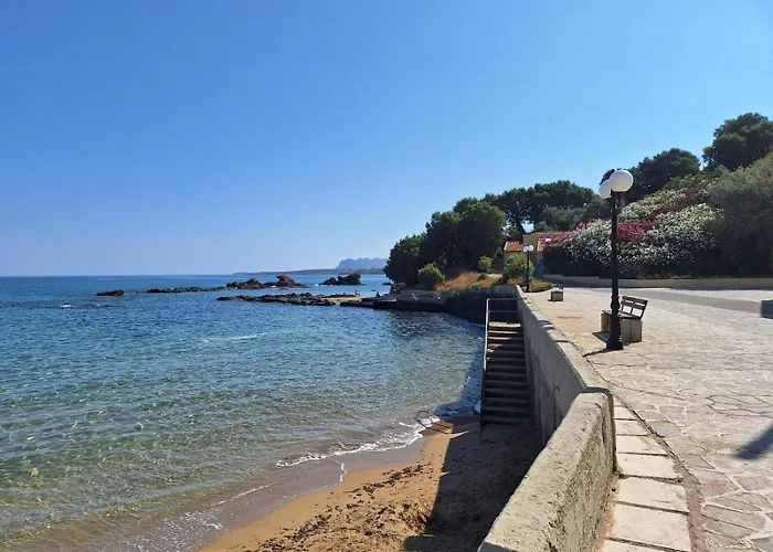 Blue Balcony - Boutique Beachfront With Private Parking Spot La Canea