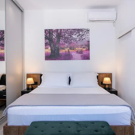 Blue Balcony - Boutique Beachfront With Private Parking Spot * Chania (Crete)