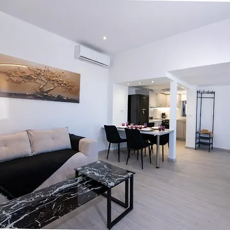 Blue Balcony - Boutique Beachfront With Private Parking Spot Near Chania Old Harbor Villa *