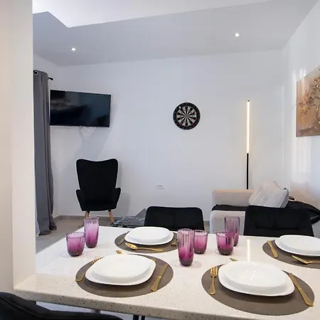 Blue Balcony - Boutique Beachfront With Private Parking Spot Villa Chania (Crete)