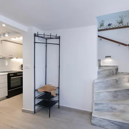 Blue Balcony - Boutique Beachfront With Private Parking Spot 빌라