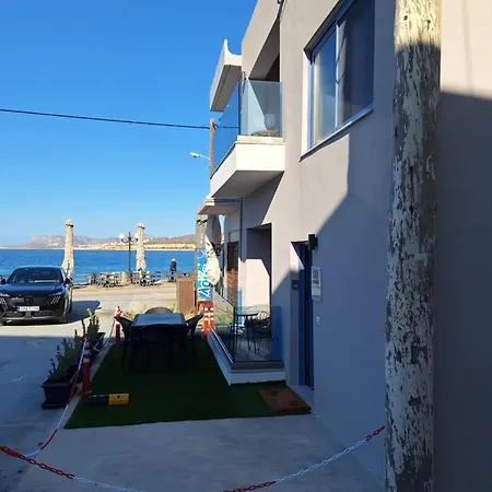 Villa Blue Balcony - Boutique Beachfront With Private Parking Spot Near Chania Old Harbor Chania (Crete)