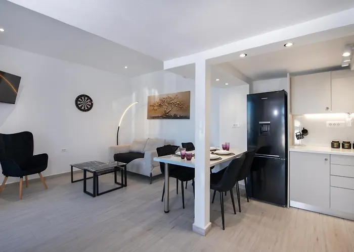 Βίλα Blue Balcony - Boutique Beachfront With Private Parking Spot *