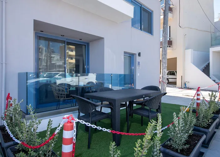 Blue Balcony - Boutique Beachfront With Private Parking Spot Chania (Crete)