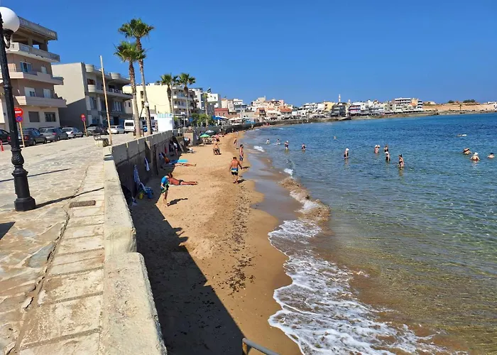 Blue Balcony - Boutique Beachfront With Private Parking Spot